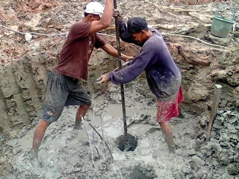 nugroho-bore-pile
